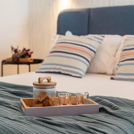 Smeraldo Acquamarina Waterfront *