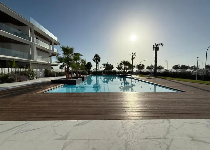 Smeraldo Acquamarina Waterfront Daire *